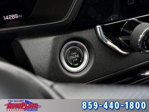 Used 2024 Chevrolet Colorado Trail Boss w/ Advanced Trailering Package AWD/4WD image 21