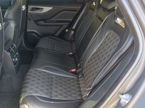 Used 2020 Jaguar F-PACE SVR AWD/4WD image 47