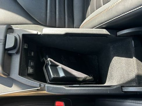 Used 2020 Toyota Avalon Touring image 29