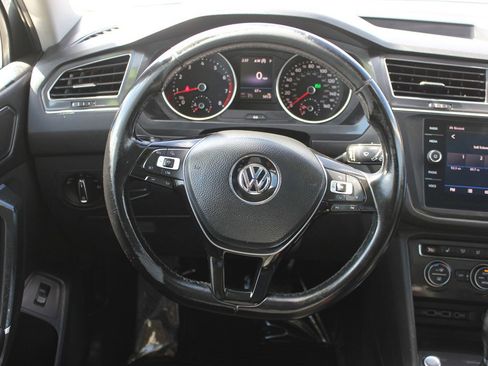 Used 2019 Volkswagen Tiguan S image 11