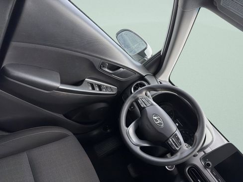 Used 2023 Hyundai Kona SEL AWD/4WD image 21