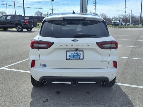 Certified 2023 Ford Escape ST-Line Select w/ Tech Pack #2 AWD/4WD image 4
