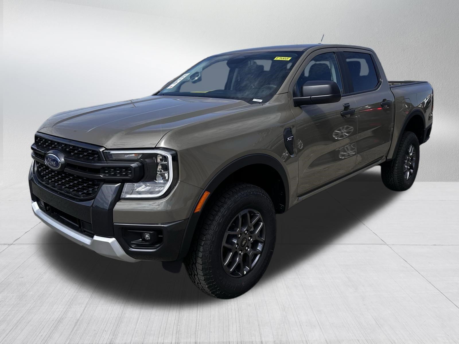 New 2026 Ford Ranger XLT w/ Equipment Group 301A High AWD/4WD image 2