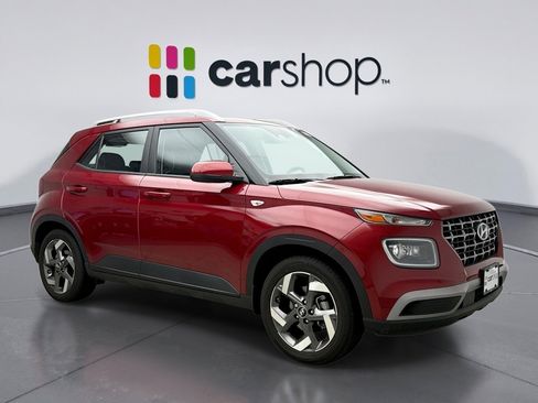 Used 2024 Hyundai Venue Limited image 7