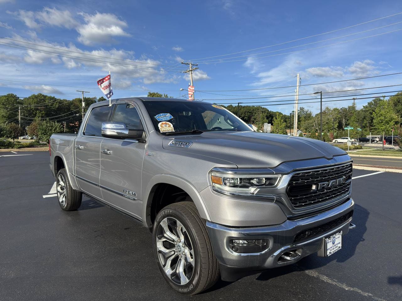 Used 2022 RAM 1500 Limited AWD/4WD image 4