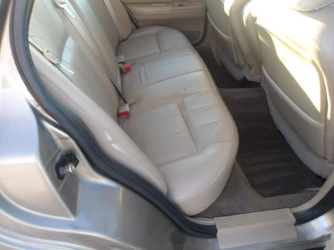 Used 2004 Mercury Grand Marquis LS image 8