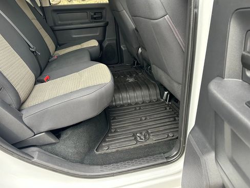 Used 2012 RAM 3500 ST w/ Chrome Appearance Group image 30