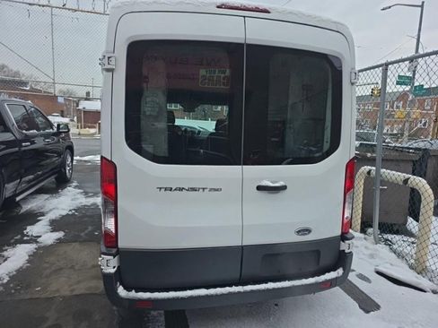 Used 2015 Ford Transit 250 130 Medium Roof image 5