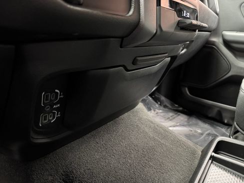 Used 2022 RAM 1500 Big Horn AWD/4WD image 17
