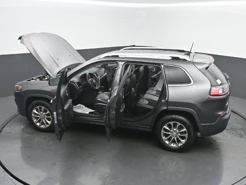 Used 2019 Jeep Cherokee Latitude Plus w/ Comfort/Convenience Group AWD/4WD image 65