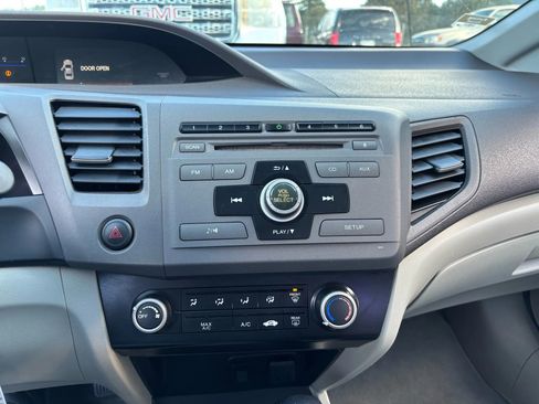 Used 2012 Honda Civic LX image 11