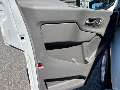 Used 2025 Ford Transit 250 Low Roof w/ Exterior Upgrade Package RWD image 8
