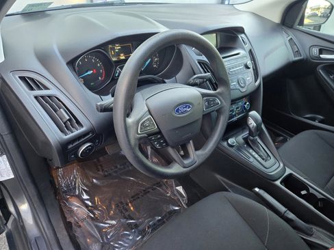 Used 2017 Ford Focus SE image 20