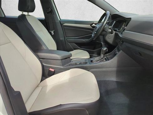 Used 2019 Volkswagen Jetta R-Line image 25