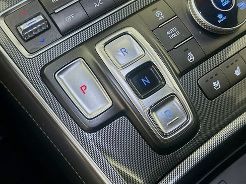 Used 2023 Hyundai Santa Fe Limited image 25