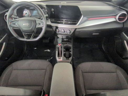 Certified 2024 Chevrolet Trax RS image 18