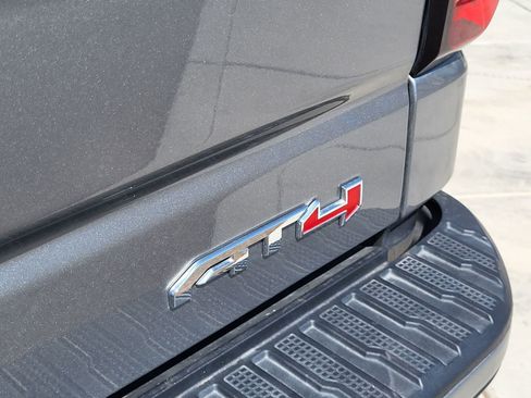 Used 2024 GMC Sierra 1500 AT4 w/ Technology Package AWD/4WD image 11
