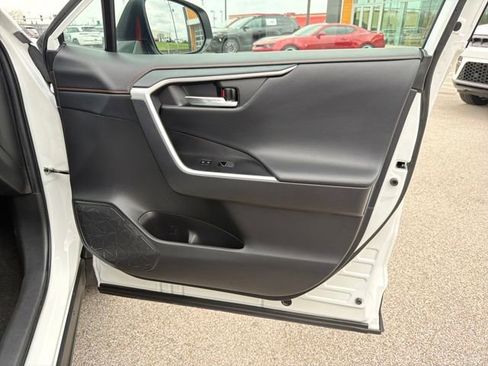Used 2024 Toyota RAV4 Adventure image 36