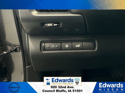 Used 2025 Nissan Pathfinder Rock Creek AWD/4WD image 28