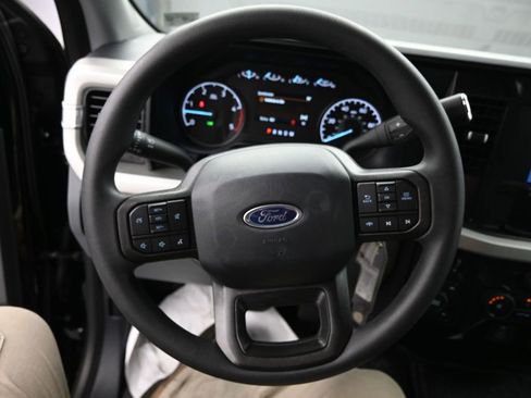 New 2025 Ford F250 XLT w/ 360-Degree Camera Package image 28