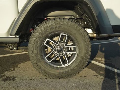New 2026 Jeep Gladiator Mojave image 41