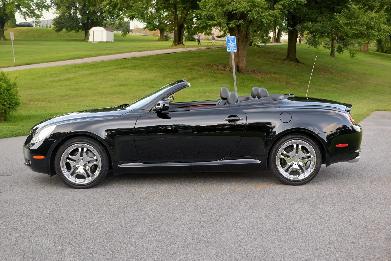Used 2002 Lexus SC 430 Convertible RWD image 11