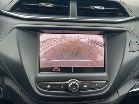 Used 2023 Chevrolet TrailBlazer LT image 19