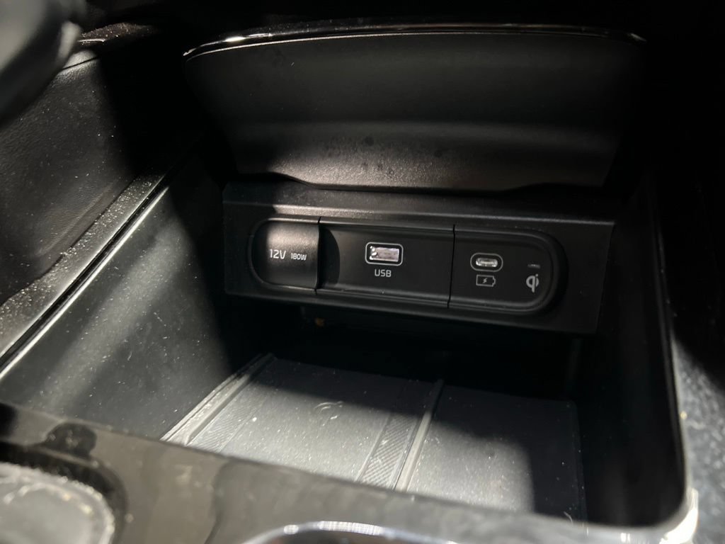 Used 2025 Kia Telluride S FWD image 29