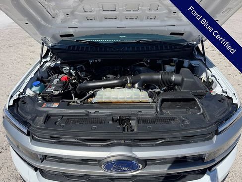 Certified 2024 Ford Expedition Max XLT image 33