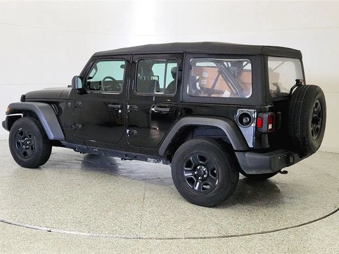 Used 2022 Jeep Wrangler Unlimited Sport AWD/4WD image 6