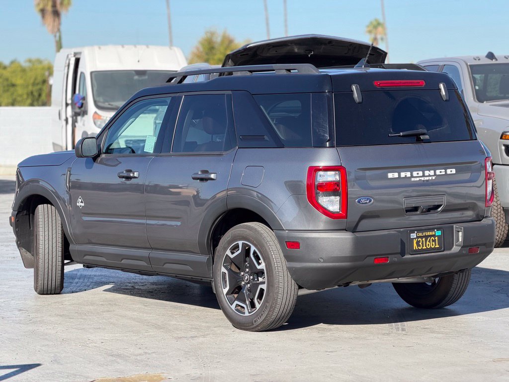 Used 2024 Ford Bronco Sport Outer Banks w/ Tech Package AWD/4WD image 3
