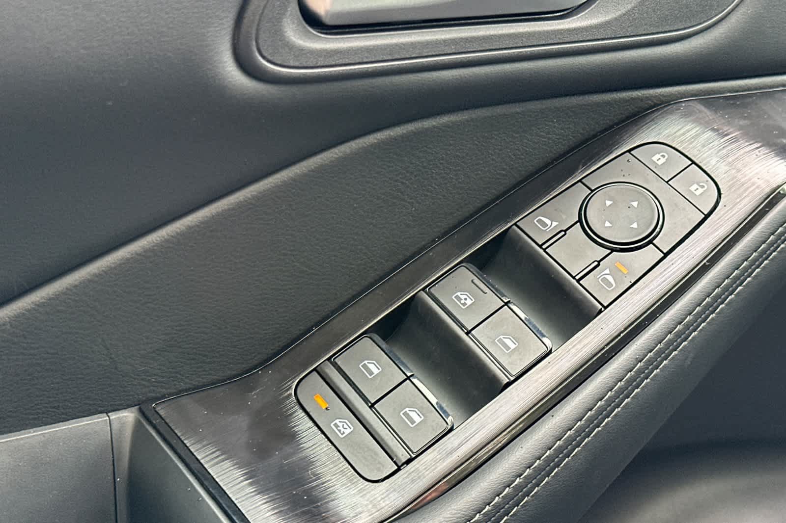 New 2026 Nissan Rogue SV AWD/4WD image 13