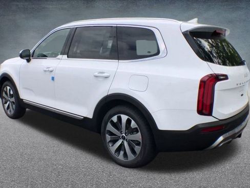 Used 2022 Kia Telluride EX w/ EX Premium Package image 17