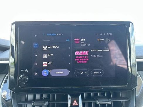 Used 2024 Toyota Corolla LE FWD image 25