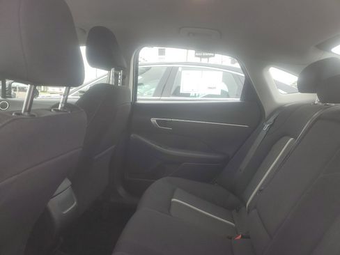 Used 2025 Hyundai Sonata SEL FWD image 12