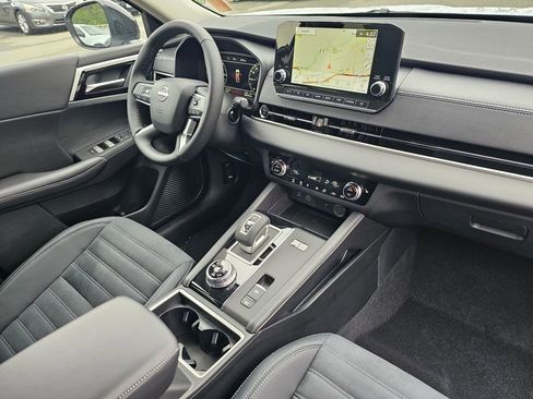 New 2026 Nissan Rogue SL AWD/4WD image 28