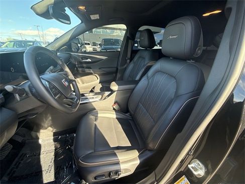 Used 2024 Buick Envista Avenir image 11