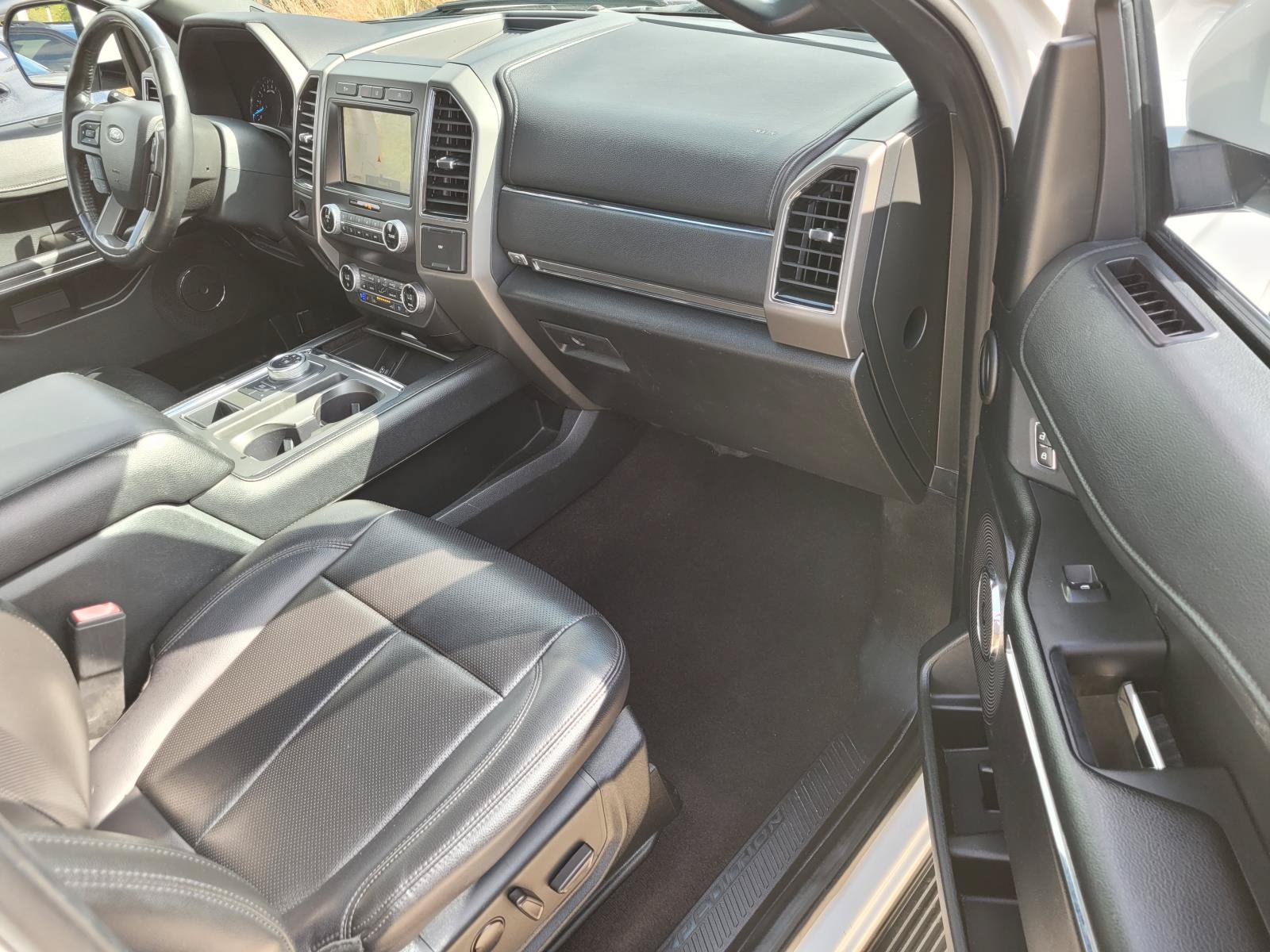 Used 2021 Ford Expedition Max XLT RWD image 24