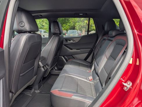 New 2026 Chevrolet Equinox RS w/ LPO, Floor Liner Package FWD image 25