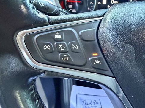 Used 2020 Chevrolet Equinox LT FWD image 19