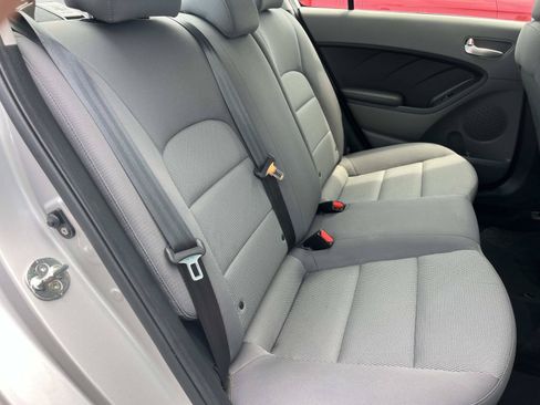 Used 2018 Kia Forte LX FWD image 21