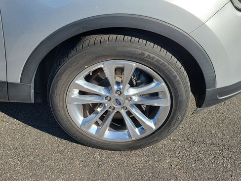 Used 2019 Ford Explorer XLT w/ Equipment Group 202A image 42