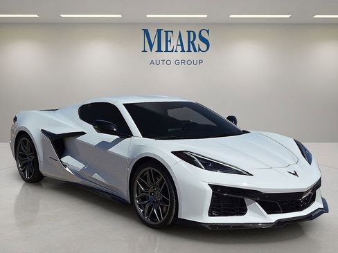 Used 2024 Chevrolet Corvette Z06 w/ Battery Protection Package image 7