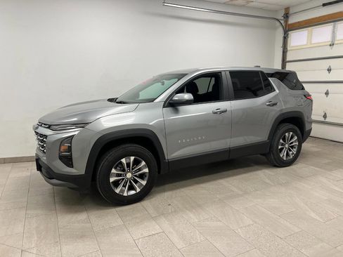 Used 2025 Chevrolet Equinox LT image 20