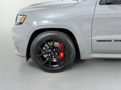 Used 2020 Jeep Grand Cherokee SRT AWD/4WD image 36