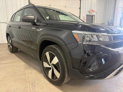Used 2024 Volkswagen Taos S AWD/4WD image 10