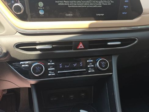 Used 2021 Hyundai Sonata Limited FWD image 4