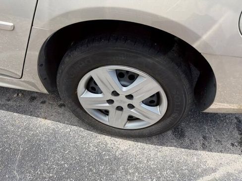 Used 2010 Chevrolet Impala LS FWD image 8