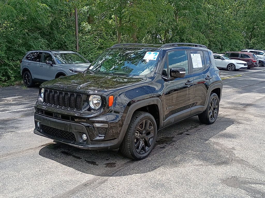 Used 2022 Jeep Renegade Altitude w/ Convenience Group AWD/4WD image 7