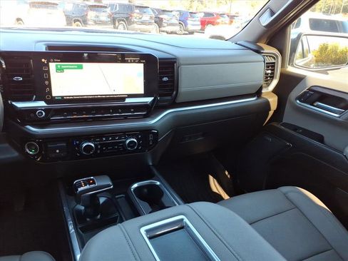 Used 2022 GMC Sierra 1500 SLT w/ SLT Premium Plus Package image 25